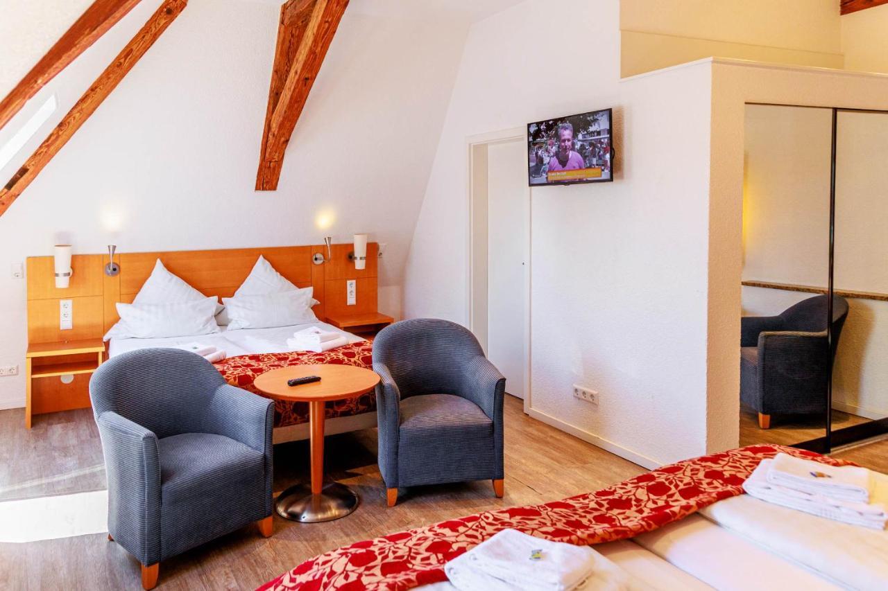 Bodensee-Hotel Kreuz Uhldingen-Mühlhofen Buitenkant foto