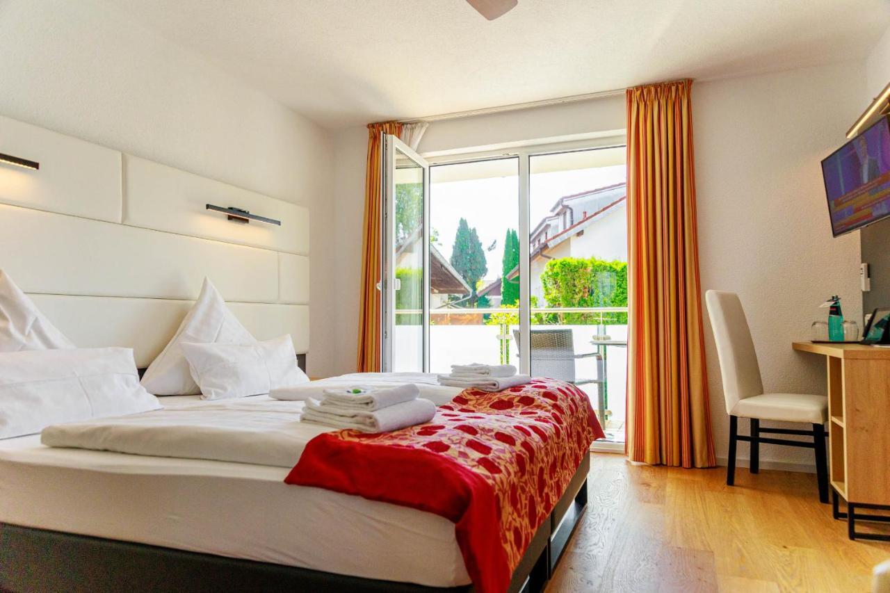 Bodensee-Hotel Kreuz Uhldingen-Mühlhofen Buitenkant foto