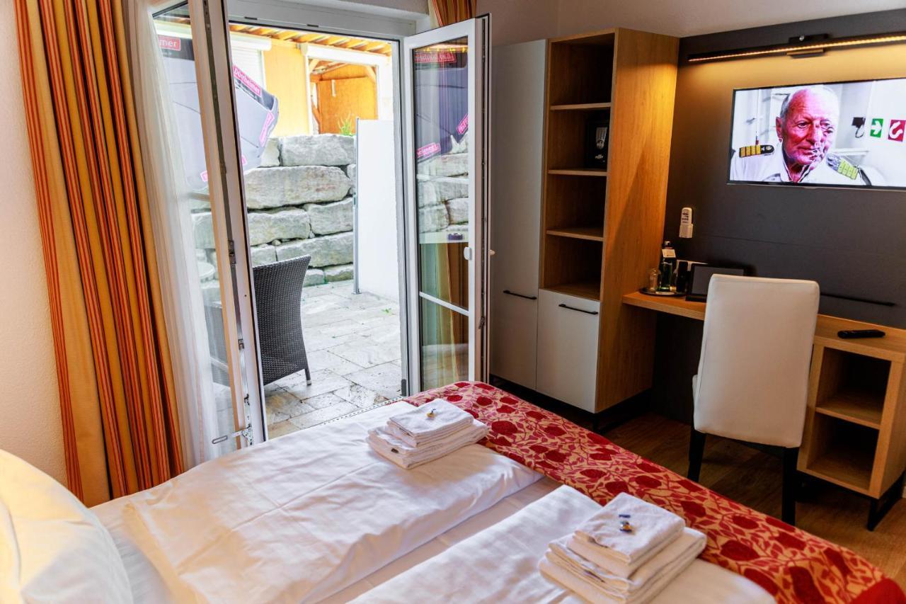 Bodensee-Hotel Kreuz Uhldingen-Mühlhofen Buitenkant foto