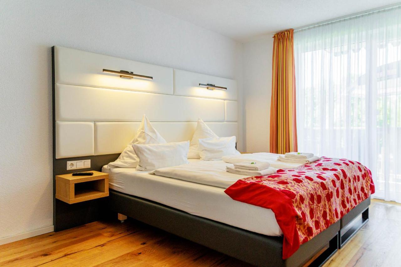 Bodensee-Hotel Kreuz Uhldingen-Mühlhofen Buitenkant foto