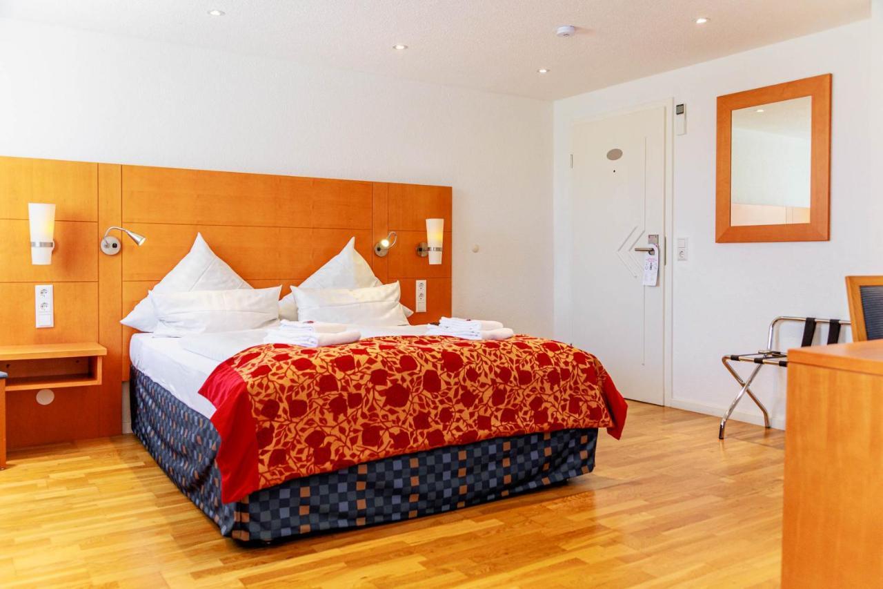 Bodensee-Hotel Kreuz Uhldingen-Mühlhofen Buitenkant foto