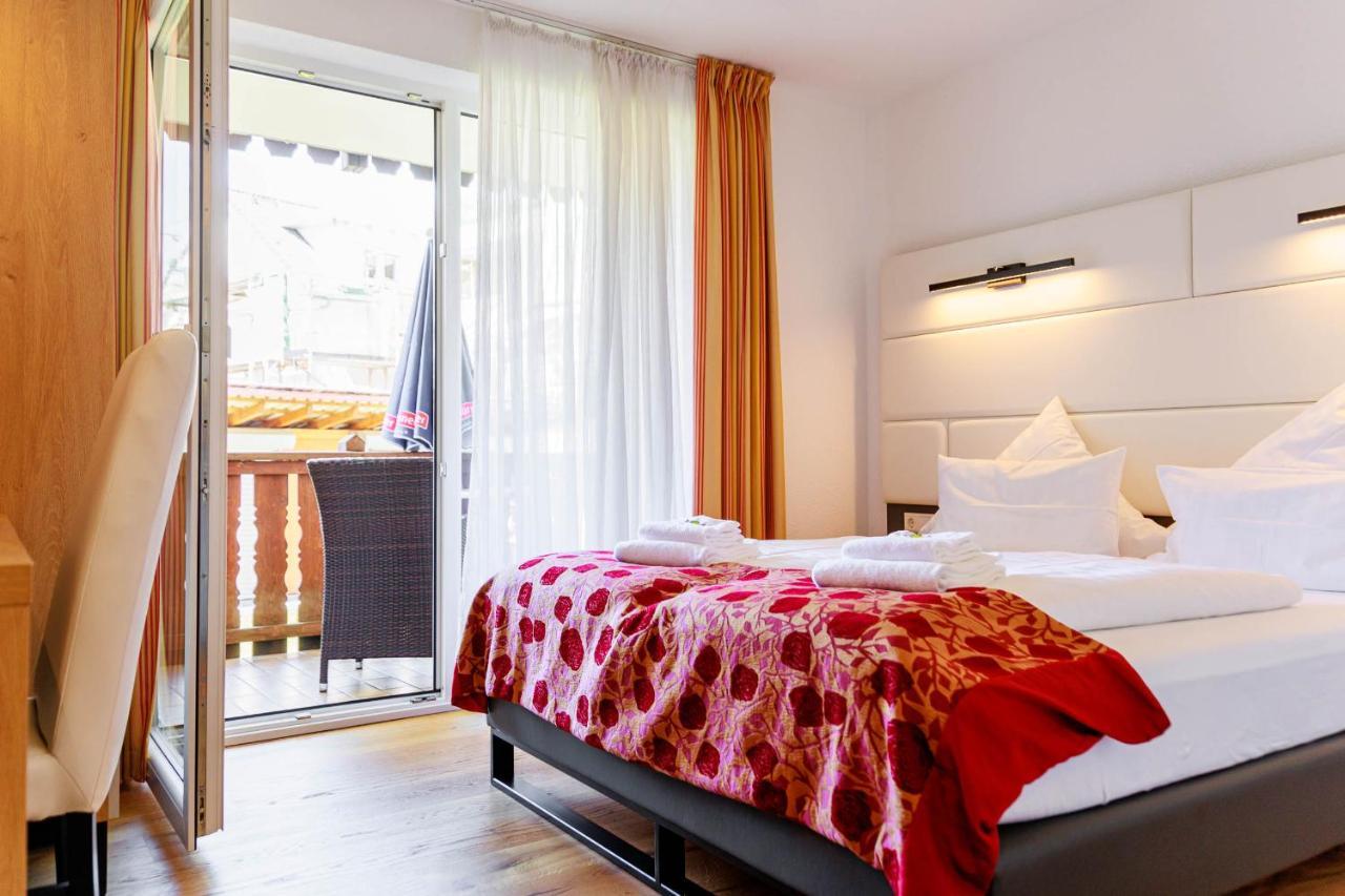 Bodensee-Hotel Kreuz Uhldingen-Mühlhofen Buitenkant foto